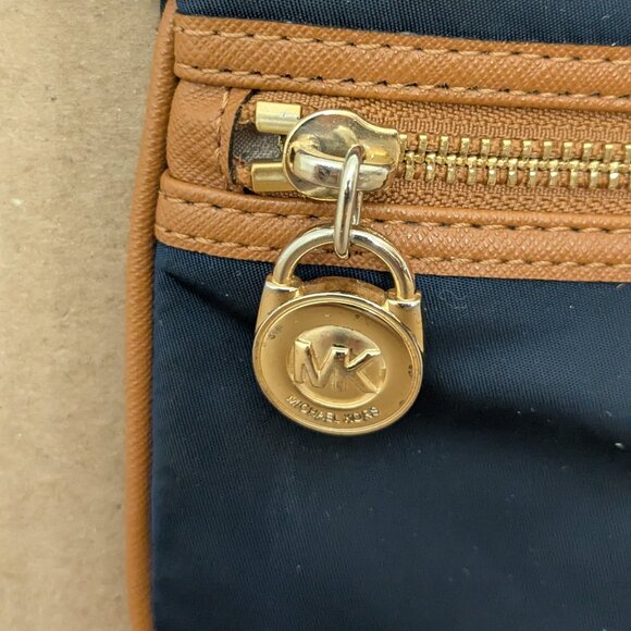 MICHAEL KORS Kempton Nylon Blue Brown Wristlet Pouch Wallet Small Purse . - Picture 2 of 12